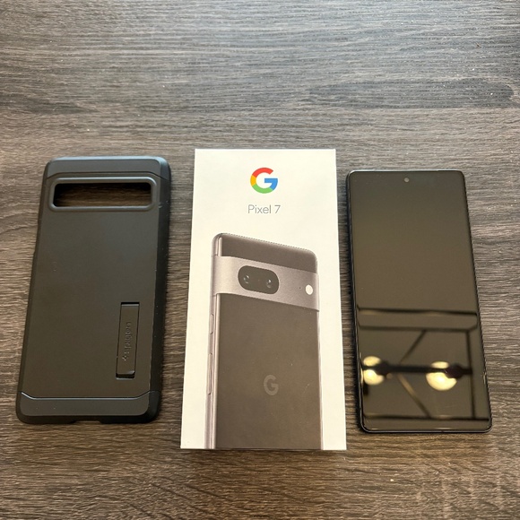 SOLD——Google Pixel 7 128G cell phone - unlocked - Picture 1 of 4